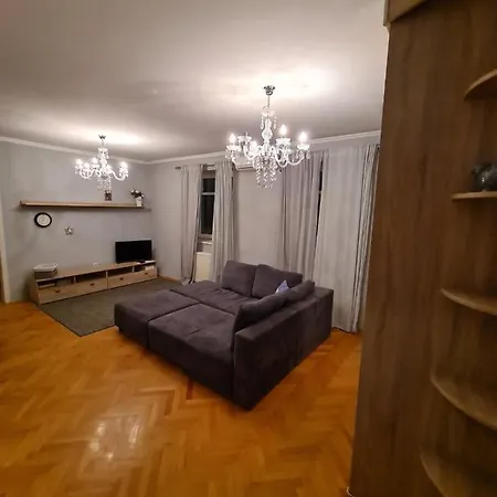 Madea Apartman 45 Apartment Novi Sad