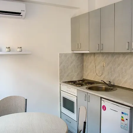 Madea Apartman 45