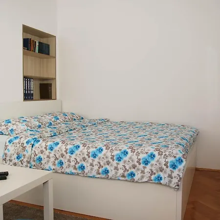 Apartment Madea Apartman 45 Novi Sad